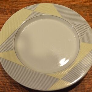 Criss Cross by MIKASA Salad Plate 2 of 4